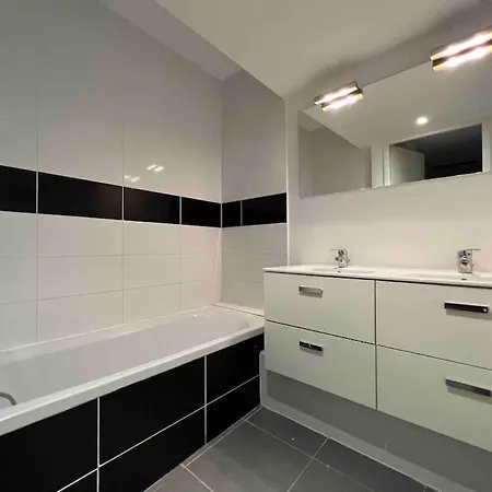 App Le Golf T3 Terrasse Wifi Pkg Безье