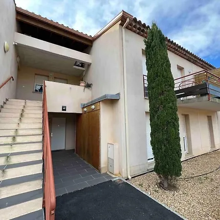 App Le Golf T3 Terrasse Wifi Pkg Апартаменты