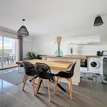 Апартаменты App Le Golf T3 Terrasse Wifi Pkg Безье